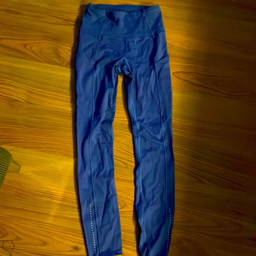 Lululemon leggings size 2